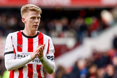 Koploper PSV mist Mauro Júnior en Ivan Perisic in Heerenveen, dit is de opstelling