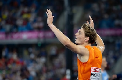 Spectaculair EK-brons en Nederlands record voor Jonas Phijffers op 400 meter: ‘bizar na twee slechte nachten’