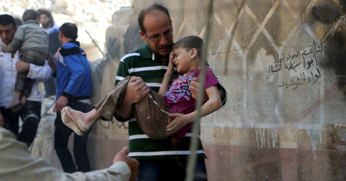 Syrische luchtmacht valt school aan en doodt kinderen