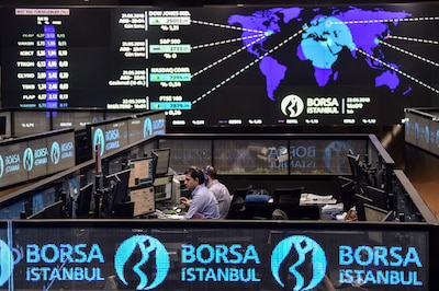 Honderdduizenden Turkse beleggers zien hun inleg verdampen in schandaal rond 131 fondsen
