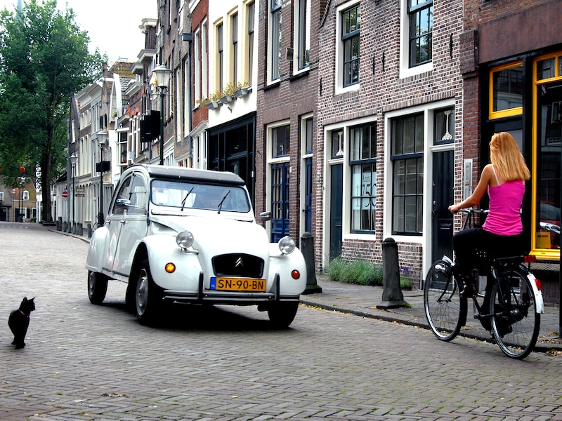 Elektrische versie van de ‘Lelijke Eend’ komt eraan: al 70 jaar niet ...