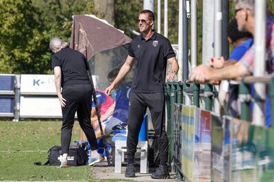 Johan Versluis hoofd jeugdopleiding bij Oranje Wit: ‘Ik vind het leuk om mensen iets te leren’