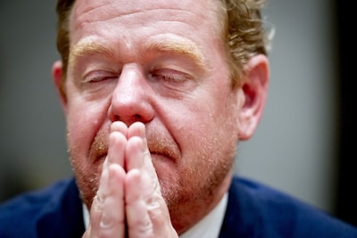 Van Weel is de eerste die het merkt, maar de rest van de ministers is ook gewaarschuwd