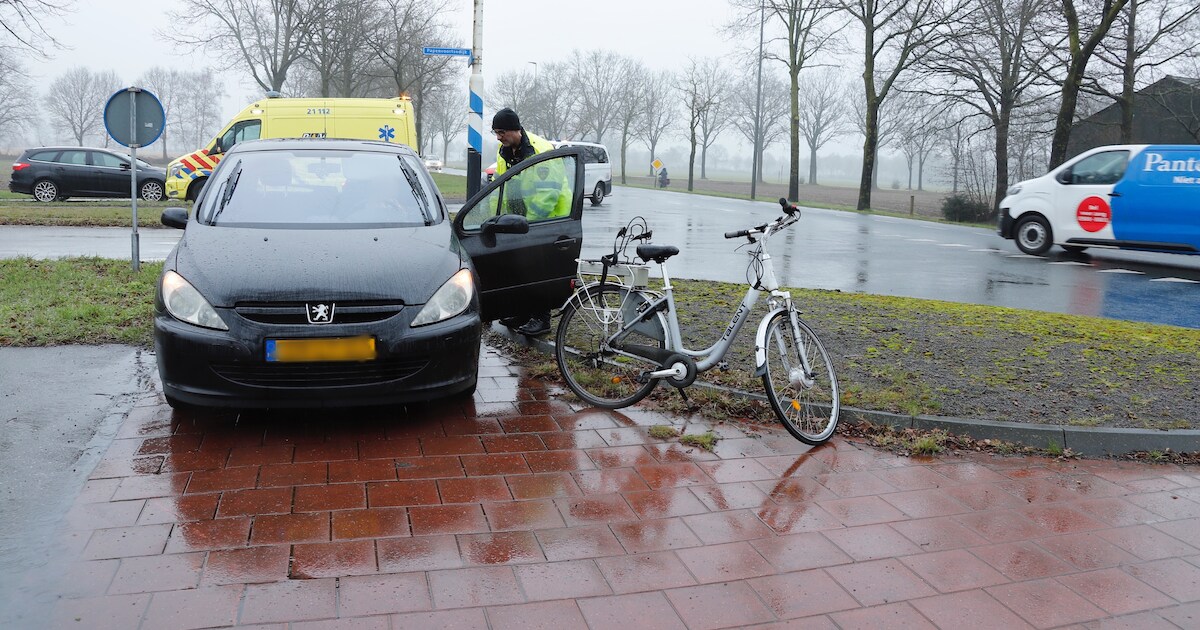 Fietser gewond bij aanrijding in Rijkevoort