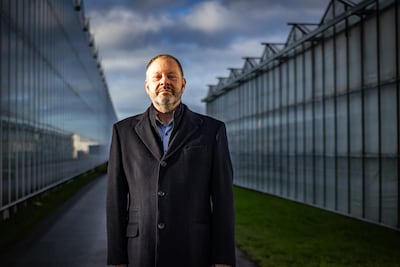 Oud-wethouder heeft nieuwe baan: duurzame glastuinbouw blijft zijn pakkie-an