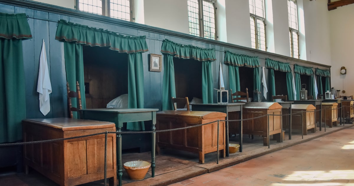 Unieke Mannenzaal open voor publiek: je kunt ook zelf even in krappe bedstede liggen