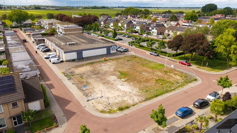 Het BP-tankstation in Elburg ging plat en toen kwam er: niks. Dit is ...