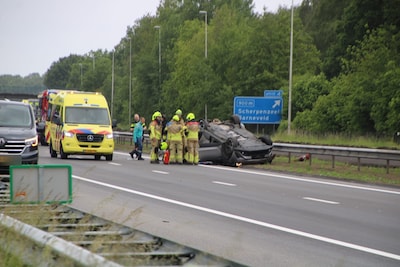 Automobilist overleden bij ernstig ongeluk A30