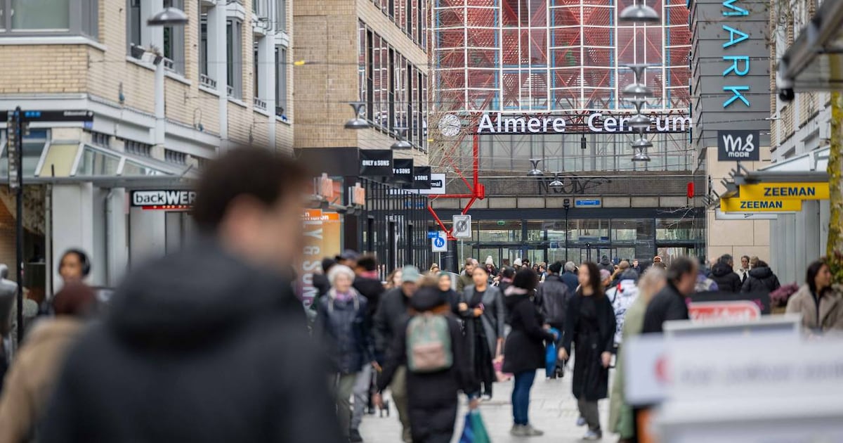 Jongeren maken ‘vechtafspraken’ en meer intimidatie: Almere grijpt in na toenemende overlast in cent