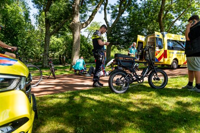 Oudere vrouw aangehouden door fatbiker bij Kralingse Plas in Rotterdam