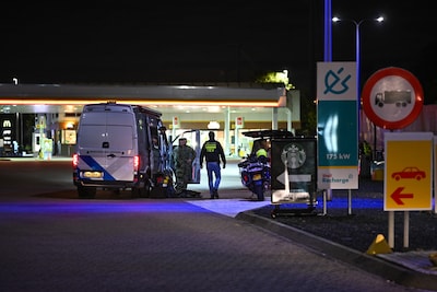 EOD vindt geen explosief in verdachte auto bij tankstation, politie houdt wel verdachte aan bij Haze