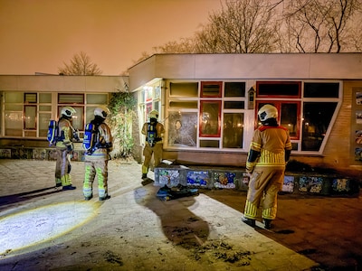 Ouders zamelen geld in voor kleuterlokalen Amersfoortse school, die tijdens jaarwisseling zijn verni