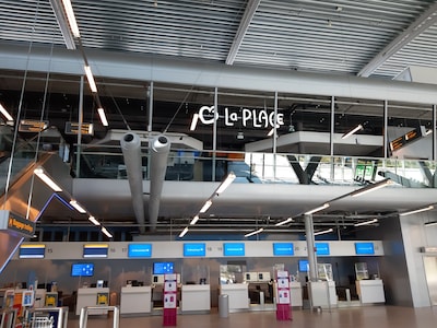 Voortvluchtige Belg (50) stapt bijna in vliegtuig op Eindhoven Airport, maar politie is net op tijd