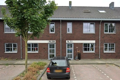 Gespot in Almelo: bij dit koophuis zit de pakketbezorger nooit fout