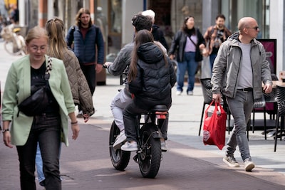 Optreden tegen hard en gevaarlijk rijdende fatbikers? Dat gaat in Tilburg niet gebeuren