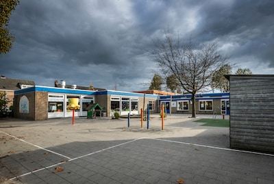 Basisschool De Regenboog in Bergeijk wordt groter en vernieuwd.