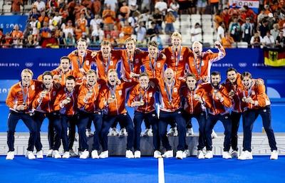 Bondscoach hockeyers houdt vast aan olympische kampioenen voor WK: ‘Niet voor niets een gouden selectie’