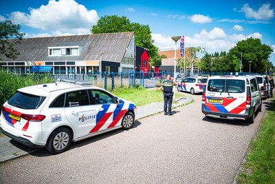 Ruzie op school in Spijkenisse escaleert: leerling geslagen met scooterhelm