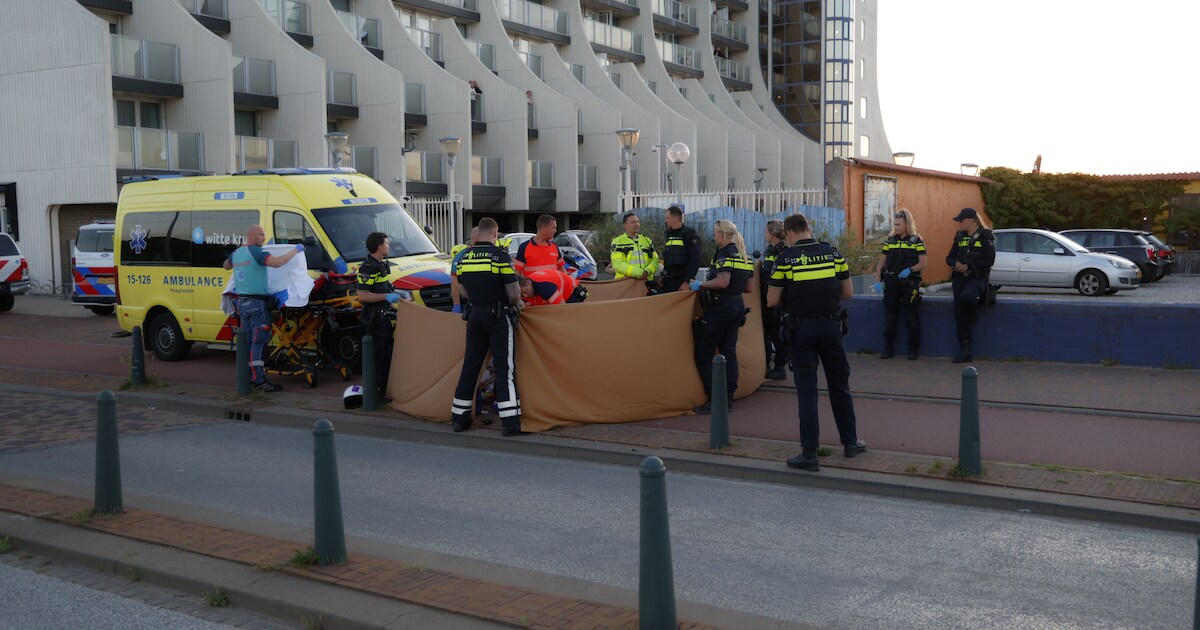 Jongeman zwaargewond na ongeval met deelscooter in Scheveningen