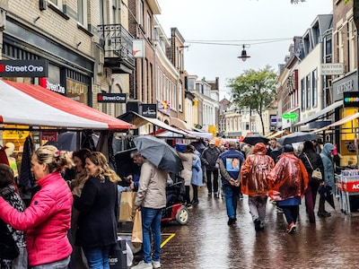 Poncho aan of niet? Dit doet het weer tijdens de Nacht van Woerden en Koeiemart
