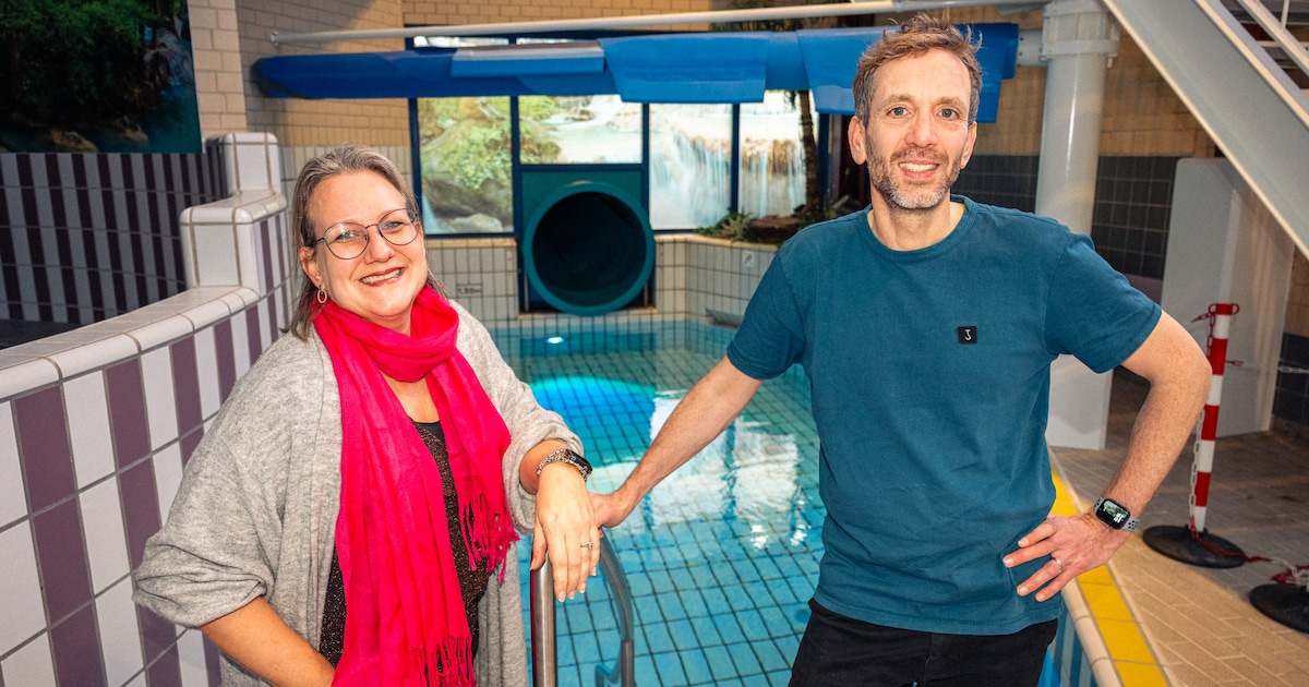 De glijbaan in zwembad Dijnselburg is weer open: ‘Kerstvakantie wordt een feest’