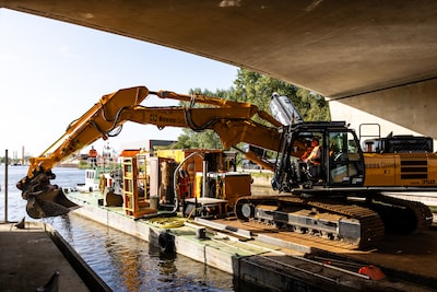 Hardenbergerbrug bij Nijkerk vannacht weer open: ook A28 dan toegankelijk voor verkeer
