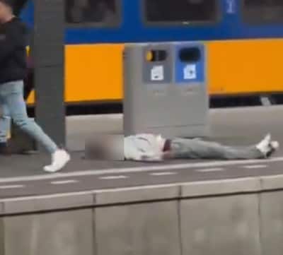 Shocking footage of brawl at Amsterdam Central on King's Day: man remains motionless