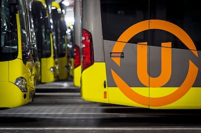 Bus en tram komende twee maanden fors goedkoper als ‘goedmakertje’ voor langdurige ov-problemen