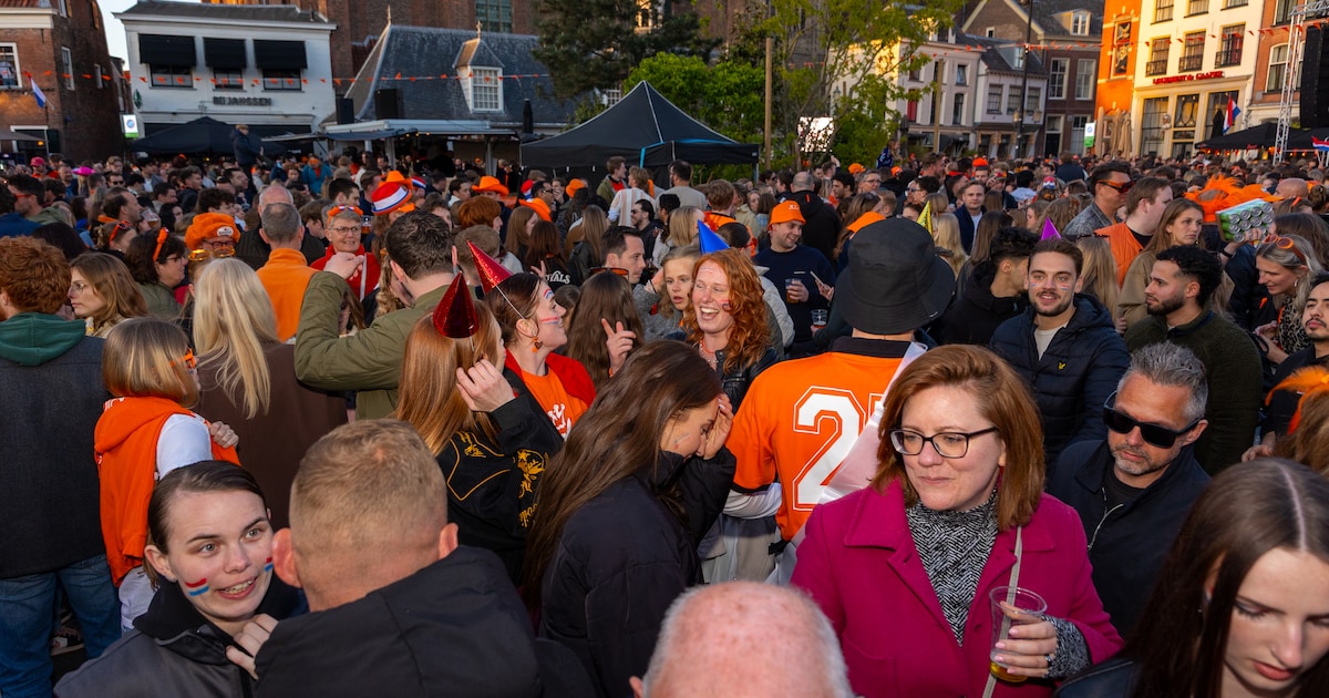 Koningsnacht op de Hof was één groot feest, behalve voor wie moest plassen: ‘Vooral voor vrouwen een