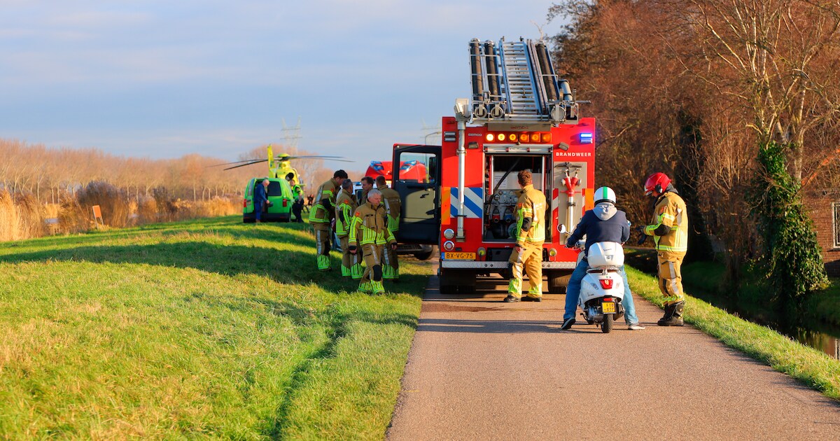 Motorrijder zwaargewond na botsing in Spijkerboor