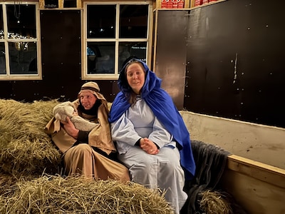 De kerststal bij Kukele-boe komt eerder tot leven voor mensen die niet tegen drukte kunnen