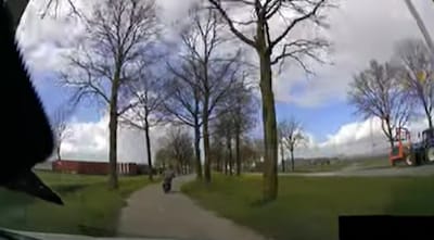 Vluchtende bestuurder haalt ‘gekste capriolen’ uit in Hedel: kenteken klapt terug en verraadt hem