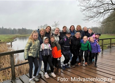 Regen krijgt Midvastenloop niet klein: Recordopbrengst van ruim 26 mille!