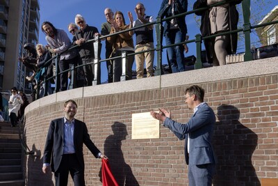 Pletterijkade na renovatie weer geopend: ‘Veiliger, groener en klaar voor de toekomst’
