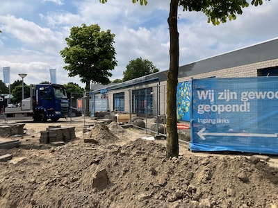 Na 25 jaar gaat het gebeuren: winkelcentrum Ardèchelaan krijgt de broodnodige opknapbeurt