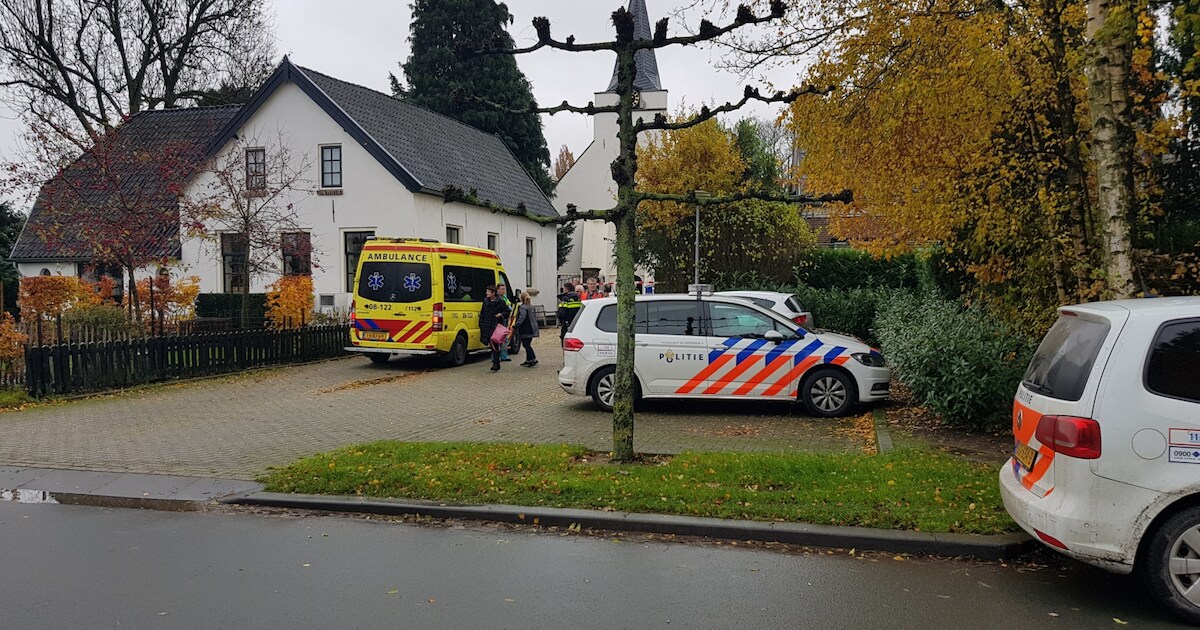 Mishandelde dominee Rhenoy wil weer naar de kerk, in haar rolstoel
