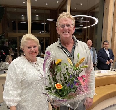 Jan Osinga beëdigd als raadslid in Voorst