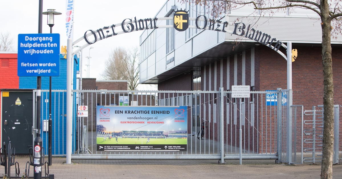 Blauwe Fancy Fair op terrein van SV Spakenburg in Bunschoten
