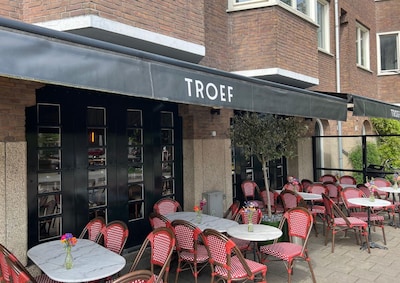Michelin roept 3 restaurants in Amsterdam uit tot 'favoriet van de inspecteur'
