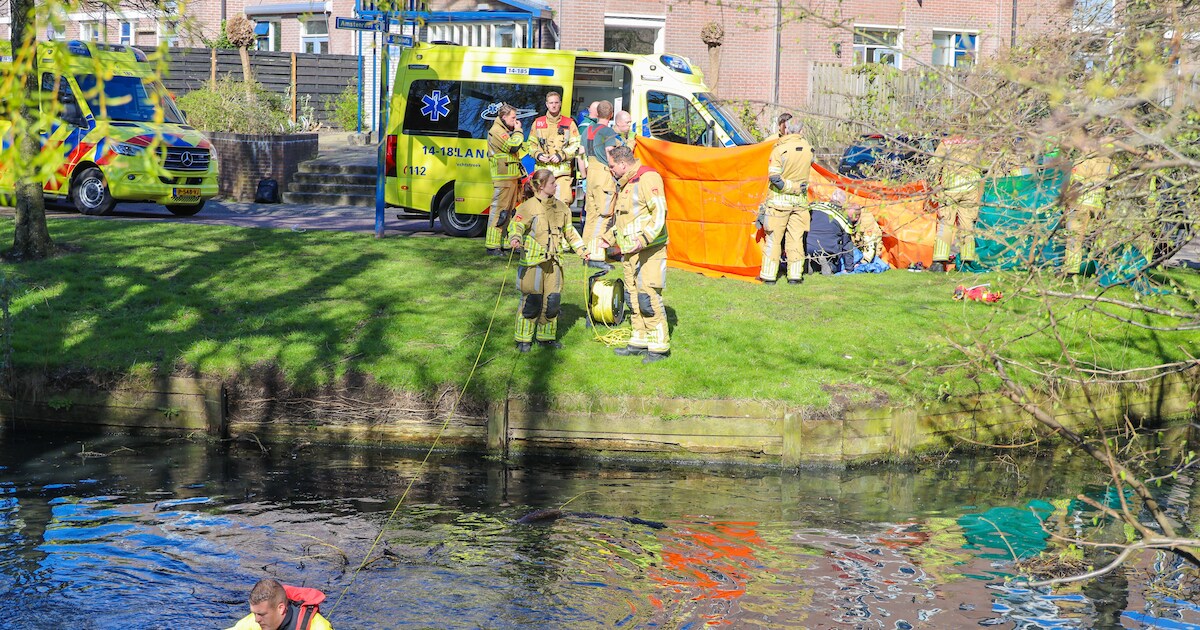 Jongetje (2) verdronken in sloot vlak bij peuterspeelzaal | Huizen