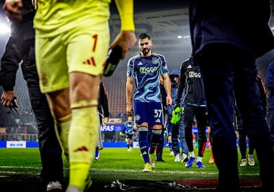 Afstraffing Ajax valt ook in het buitenland op: 'Misschien wel hét pijnlijkste hoofdstuk van deze nachtmerrie'