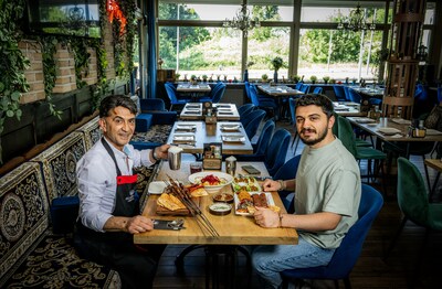 Hier maken ze kebabspiesen van 1,5 meter (en lekker ook)