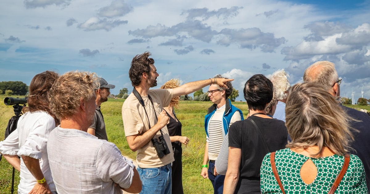 Muzikant Ruben Hein leidt wandeling in Aartswoud