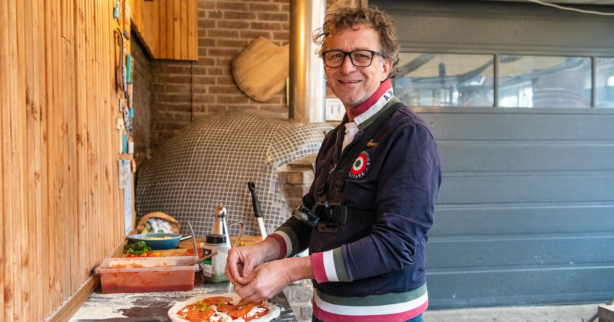 Pizza’s van Chef Erik nu ook te koop bij Jumbo in Nieuwkoop: ‘Van achtertuin naar supermarkt’