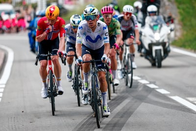Deense routinier Michael Valgren komt met groene pokemon over de streep na emotionele zege in Giro