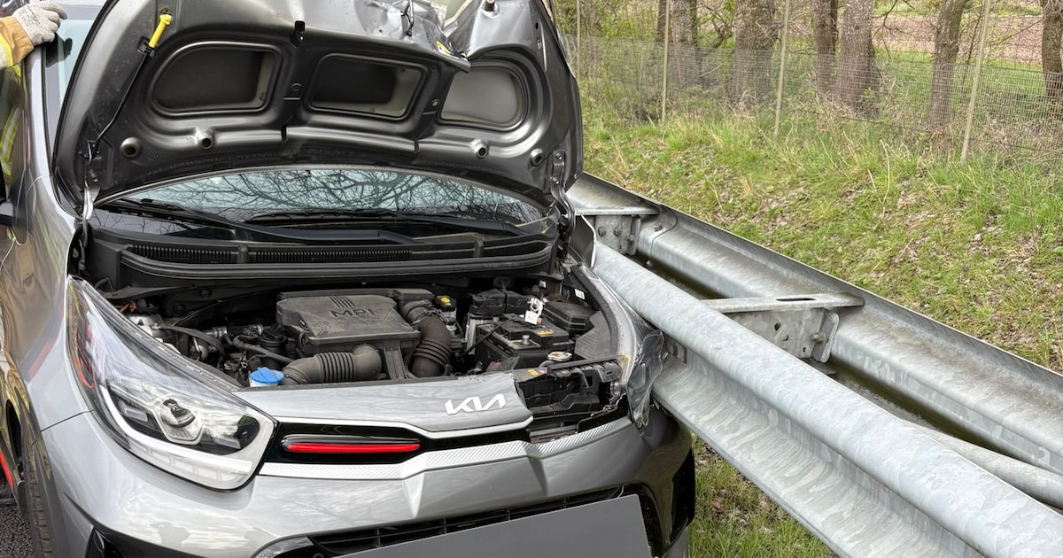Spookrijder moet rijbewijs inleveren na ongeval op A67 bij Maasbree