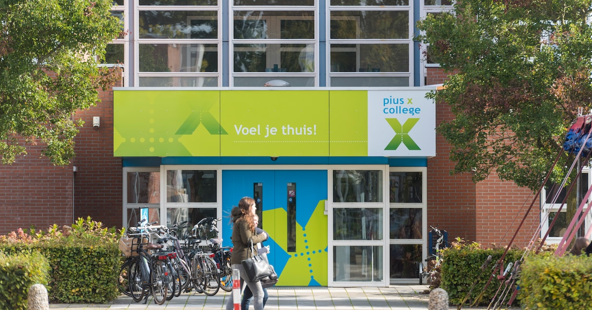 Leerlingen Pius X-College in Bladel treden op tijdens Open Pius Podium