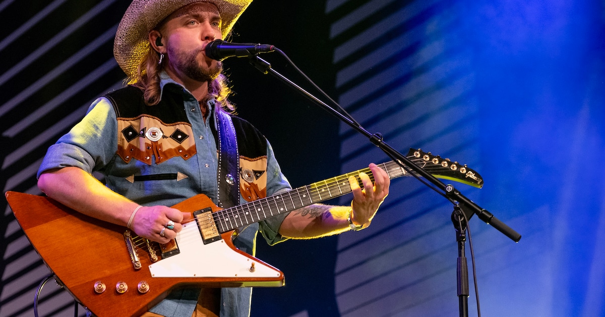 Leif de Leeuw Band speelt in Mafcentrum Maasbree