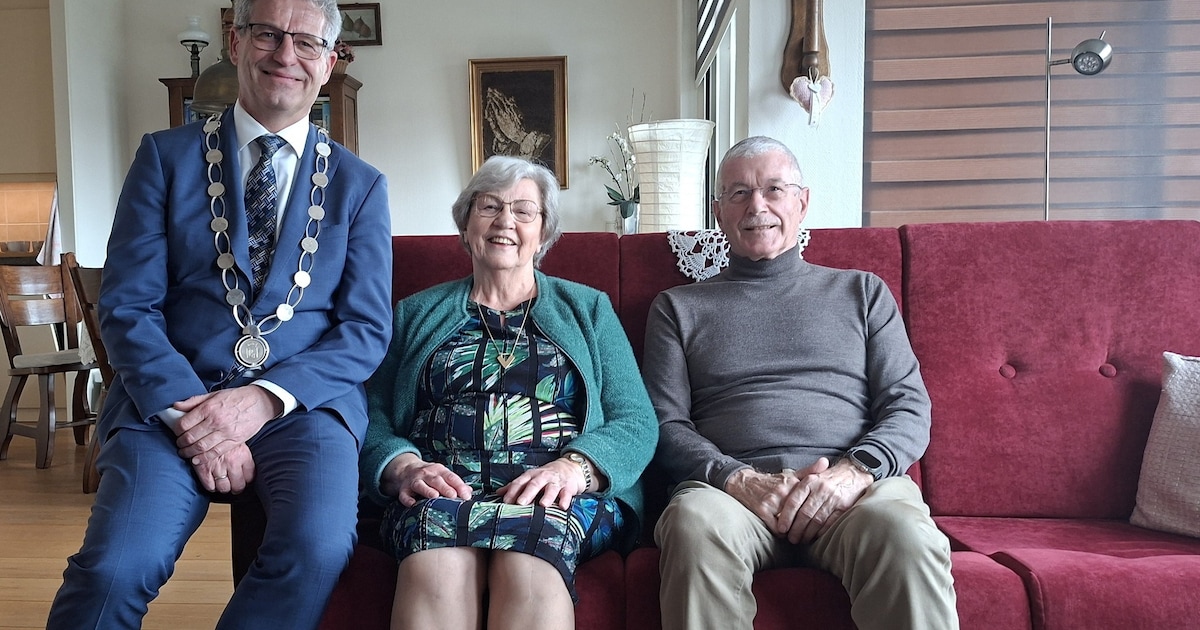 Echtpaar viert diamanten huwelijk in Hardinxveld-Giessendam