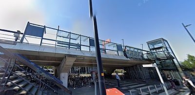 Province working on bus stop at Spaarne Gasthuis in Hoofddorp